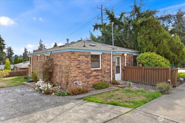 Property photo for 2510 NE 145th Street, Shoreline
