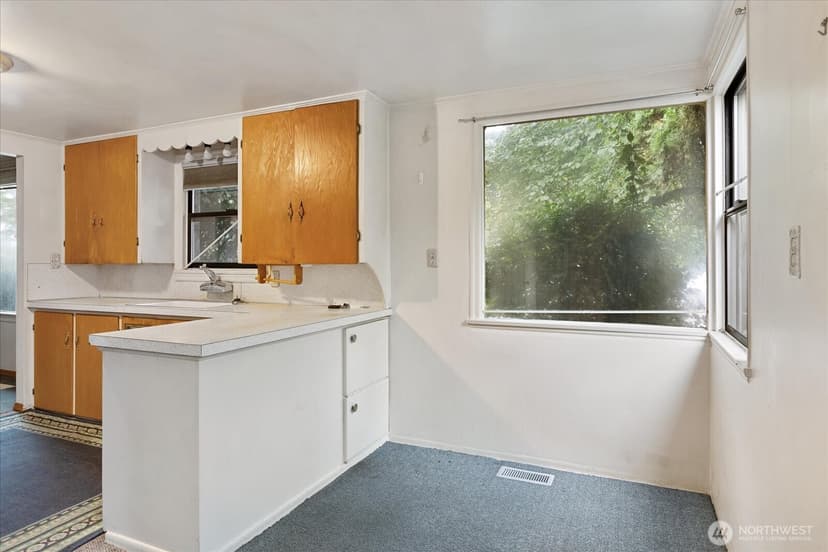Property photo for 2510 NE 145th Street, Shoreline photo 12