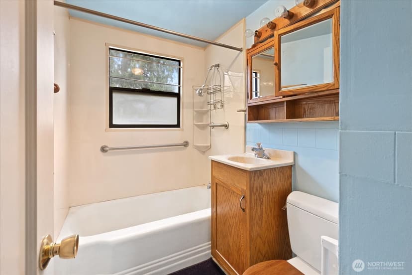 Property photo for 2510 NE 145th Street, Shoreline photo 15