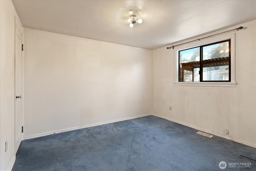 Property photo for 2510 NE 145th Street, Shoreline photo 16