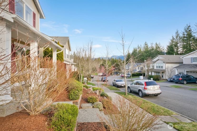 Property photo for 36518 SE Woody Creek Lane, Snoqualmie photo 19