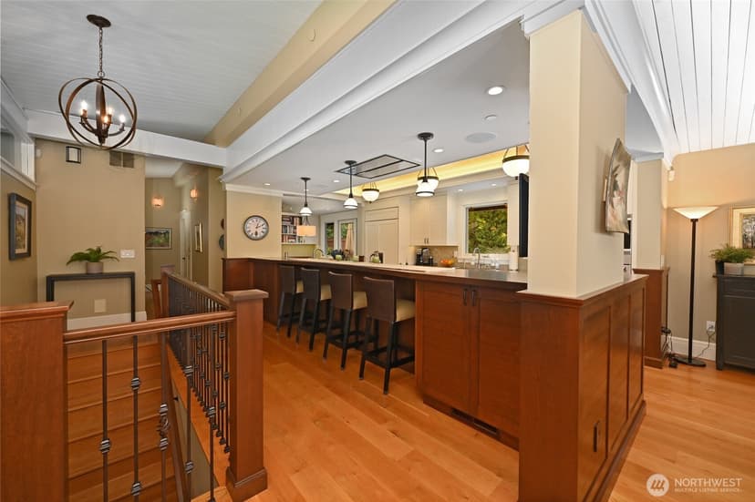 Property photo for 7731 SE 58th ST, Mercer Island photo 6