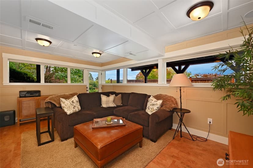 Property photo for 7731 SE 58th ST, Mercer Island photo 17
