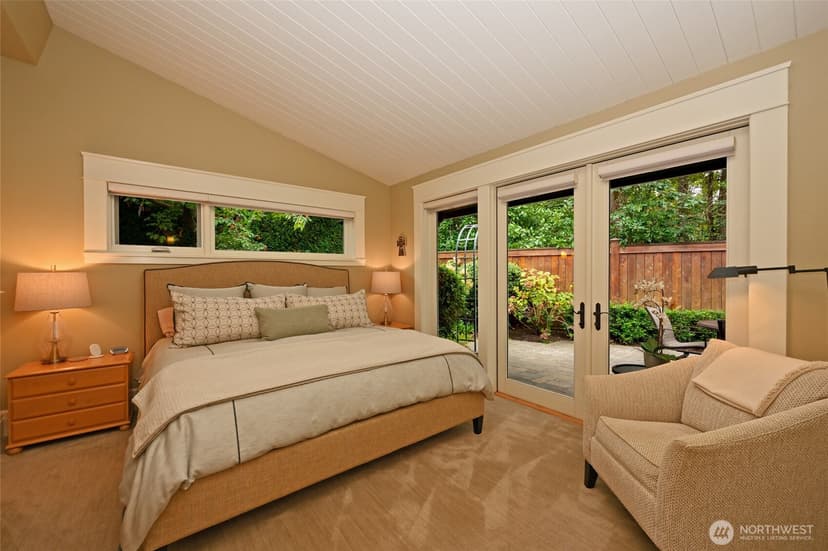 Property photo for 7731 SE 58th ST, Mercer Island photo 11