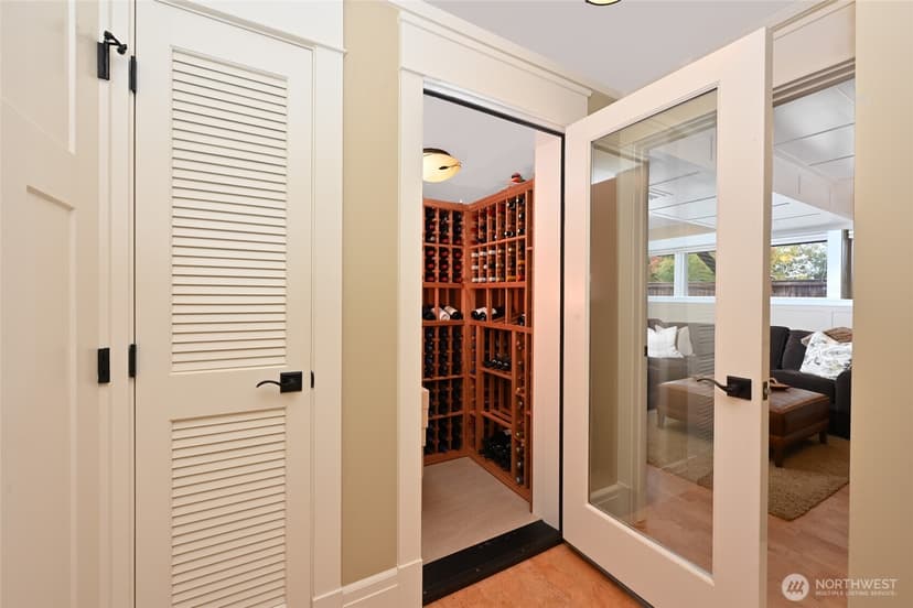 Property photo for 7731 SE 58th ST, Mercer Island photo 19