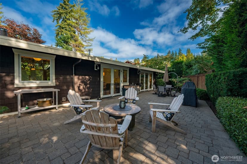 Property photo for 7731 SE 58th ST, Mercer Island photo 23
