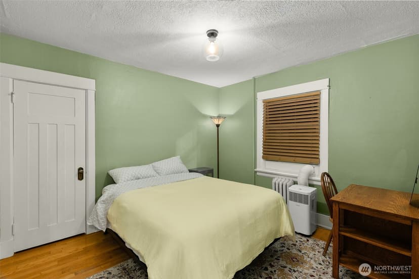 Property photo for 516 E Thomas Street #102, Seattle photo 14
