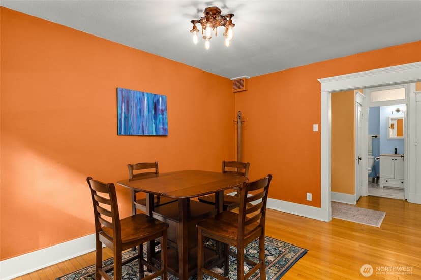 Property photo for 516 E Thomas Street #102, Seattle photo 9
