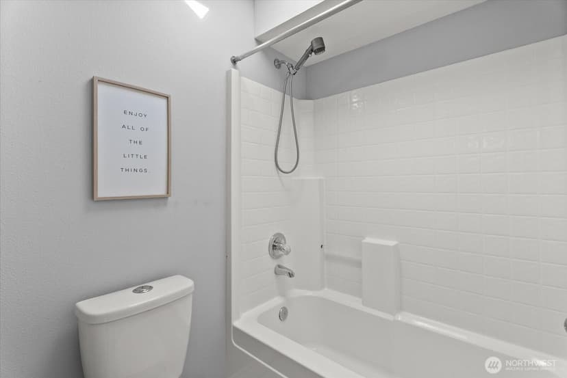 Property photo for 2300 Jefferson Ave NE #G131, Renton photo 17