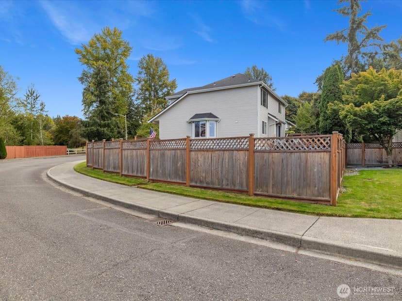 Property photo for 7012 60th Place NE, Marysville photo 35