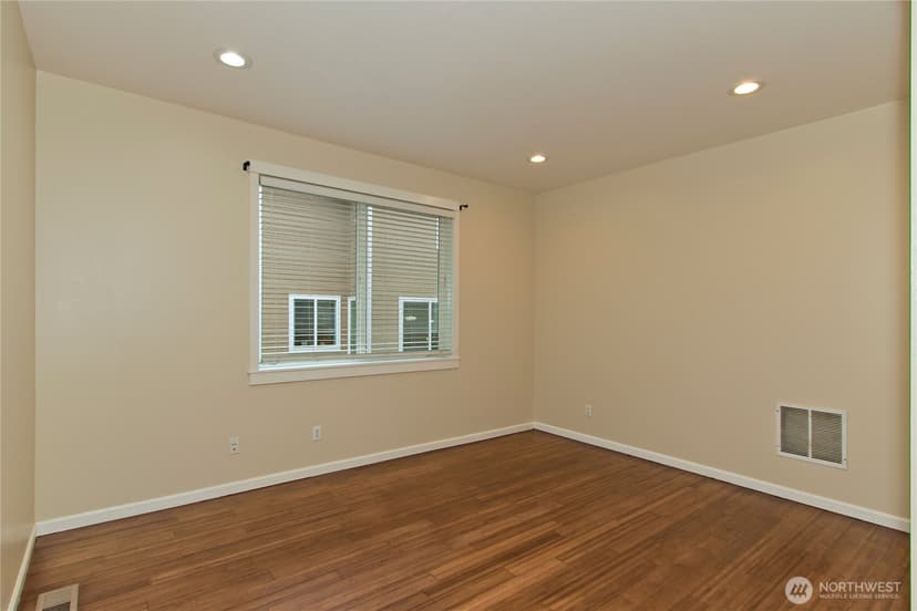 Property photo for 24012 220th Place SE, Maple Valley photo 11