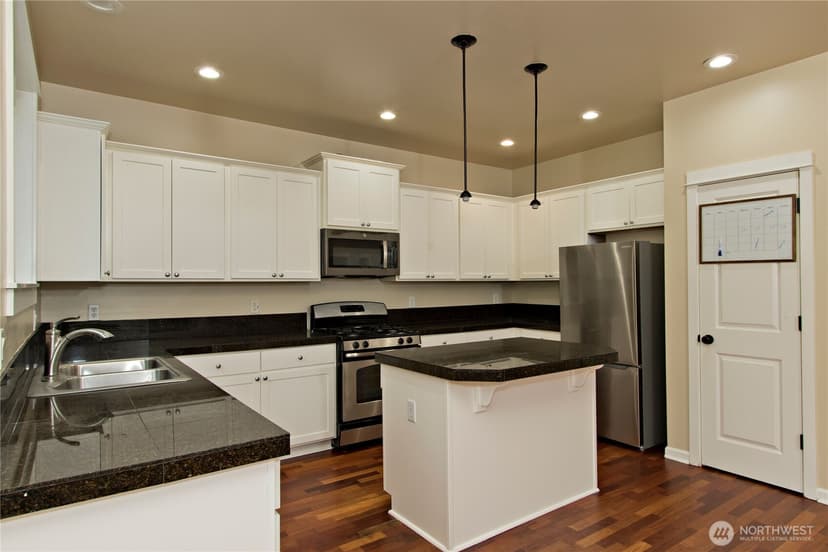 Property photo for 24012 220th Place SE, Maple Valley photo 8