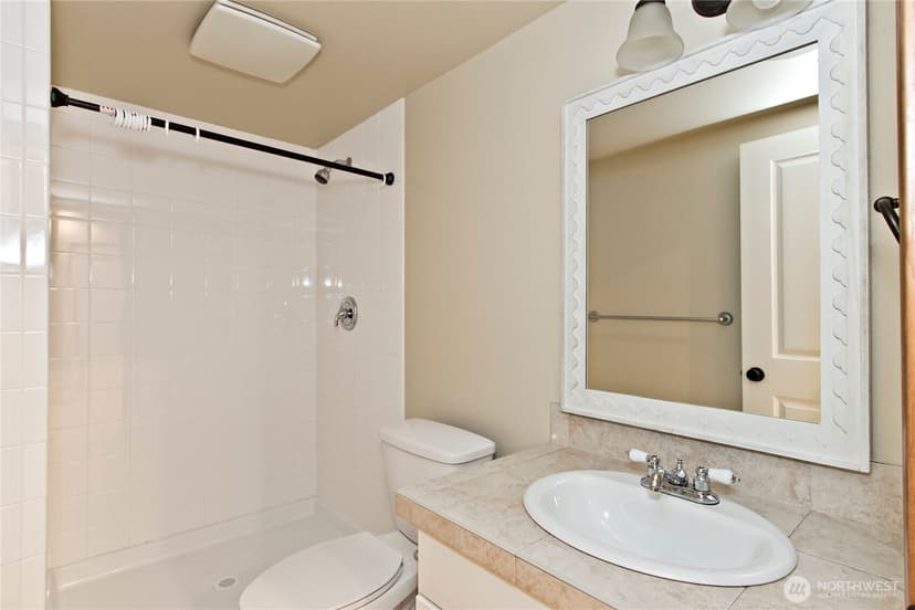 Property photo for 24012 220th Place SE, Maple Valley photo 30
