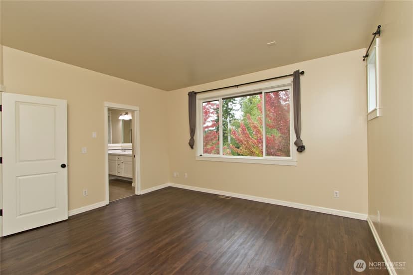 Property photo for 24012 220th Place SE, Maple Valley photo 16