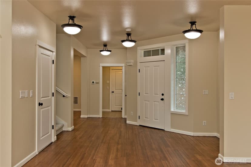Property photo for 24012 220th Place SE, Maple Valley photo 2