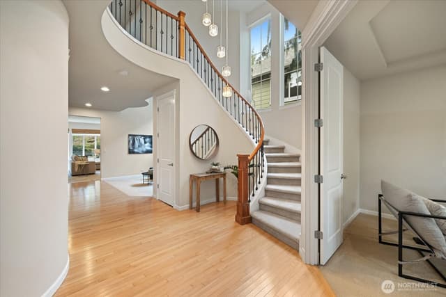 Property photo for 7717 Greenridge Court SE, Snoqualmie photo 5