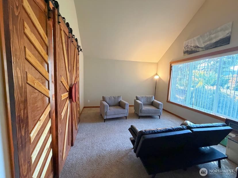 Property photo for 9207 28th Street Ct E, Edgewood photo 7