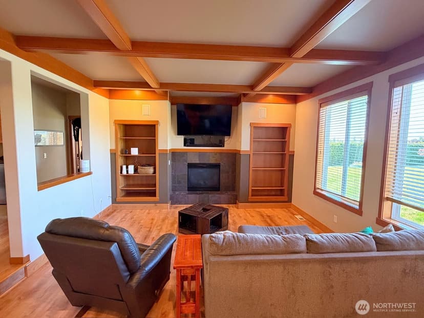 Property photo for 9207 28th Street Ct E, Edgewood photo 3