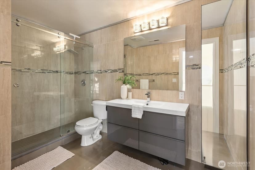Property photo for 18433 Hawksview Drive, Arlington photo 32