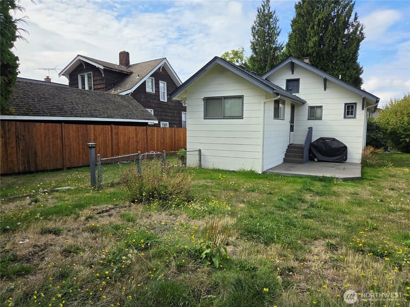 Property photo for 448 Pelly Avenue N, Renton photo 17