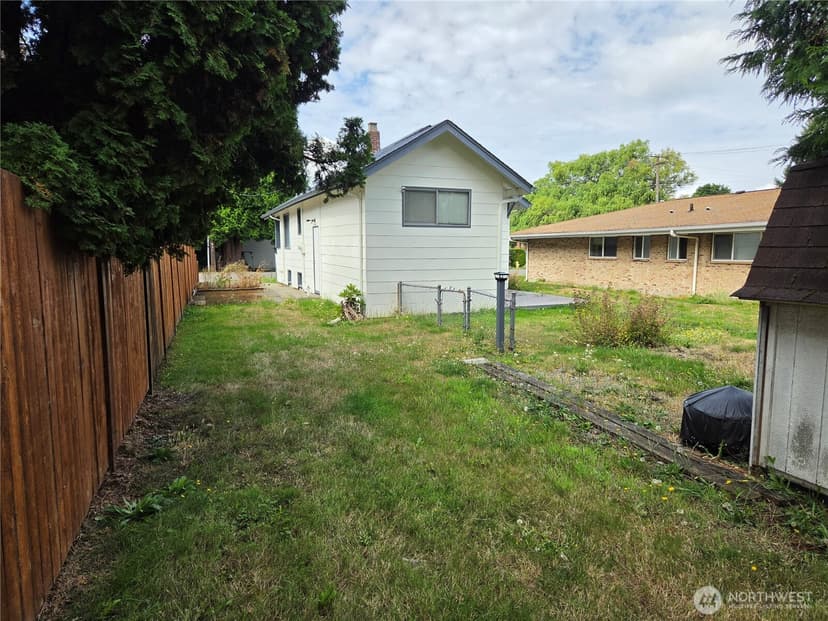 Property photo for 448 Pelly Avenue N, Renton photo 16