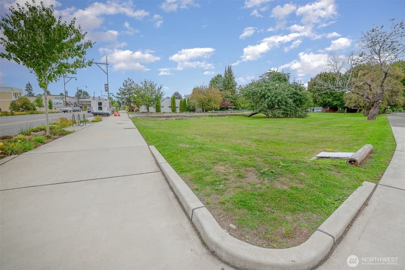 Property photo for 4466 Tolt Avenue, Carnation photo 4