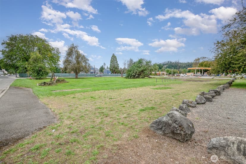 Property photo for 4466 Tolt Avenue, Carnation photo 3