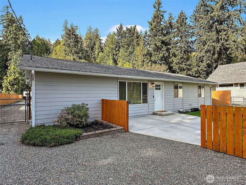 Property photo for 10024 Angeline Road E, Bonney Lake photo 35