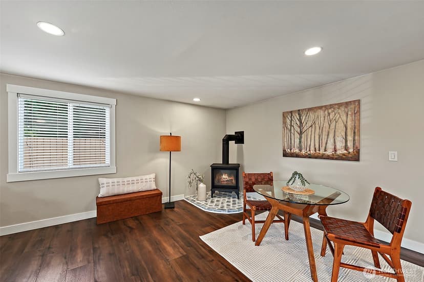 Property photo for 10024 Angeline Road E, Bonney Lake photo 9