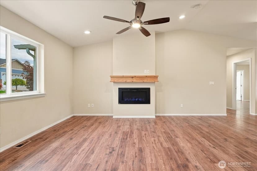 Property photo for 405 Ridgewood Drive, Manson photo 18