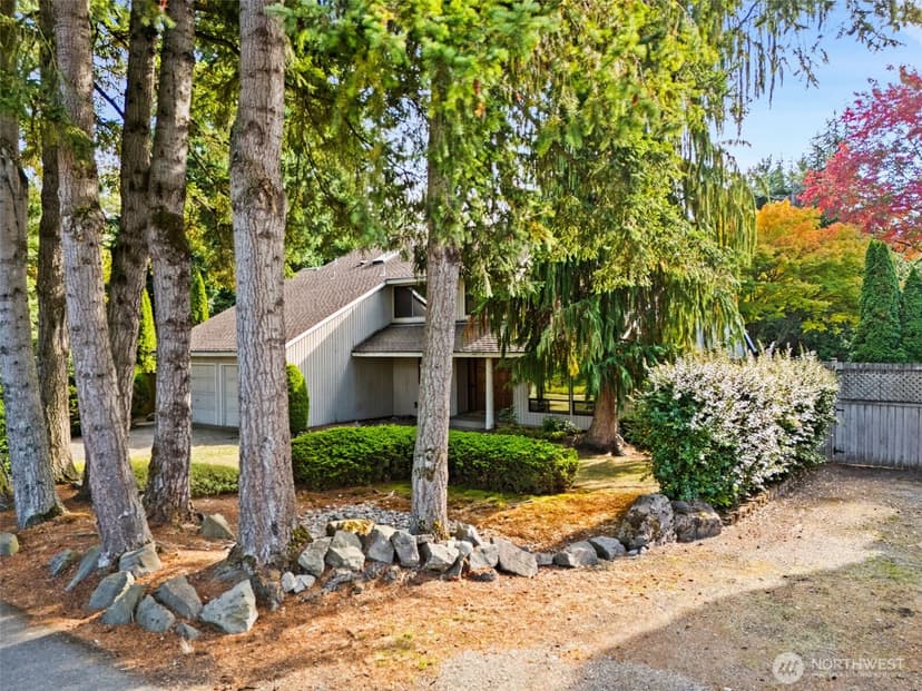 Property photo for 405 140th Avenue NE, Bellevue photo 37