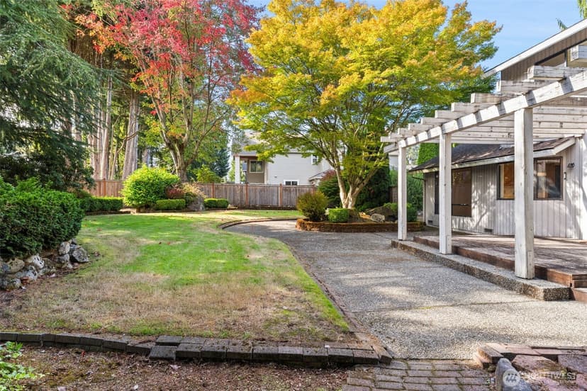 Property photo for 405 140th Avenue NE, Bellevue photo 32
