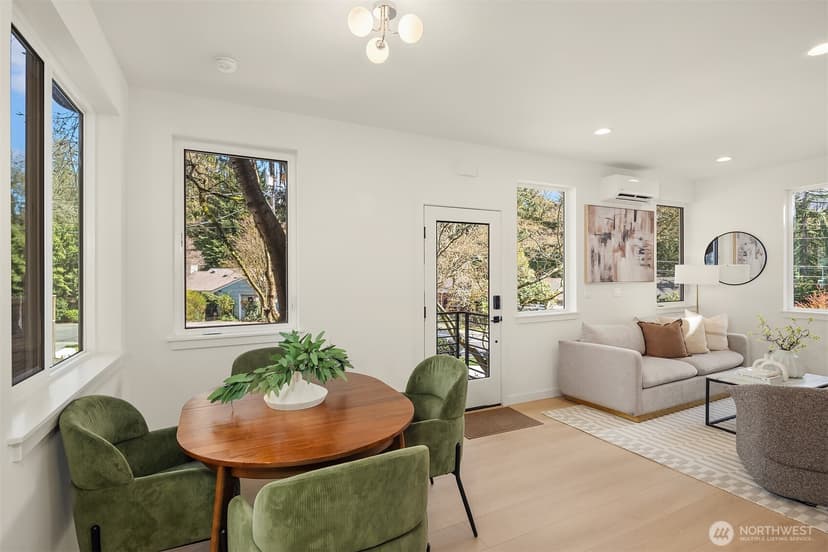 Property photo for 10829 11th Avenue NE, Seattle photo 14