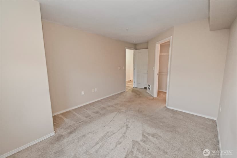 Property photo for 2522 Rucker Avenue #408, Everett photo 22