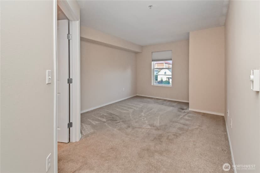 Property photo for 2522 Rucker Avenue #408, Everett photo 23