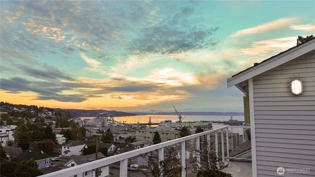 Property photo for 2522 Rucker Avenue #408, Everett photo 2