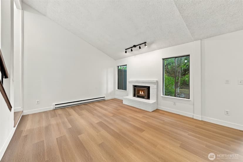 Property photo for 4802 SW 317th Lane #C, Federal Way photo 6