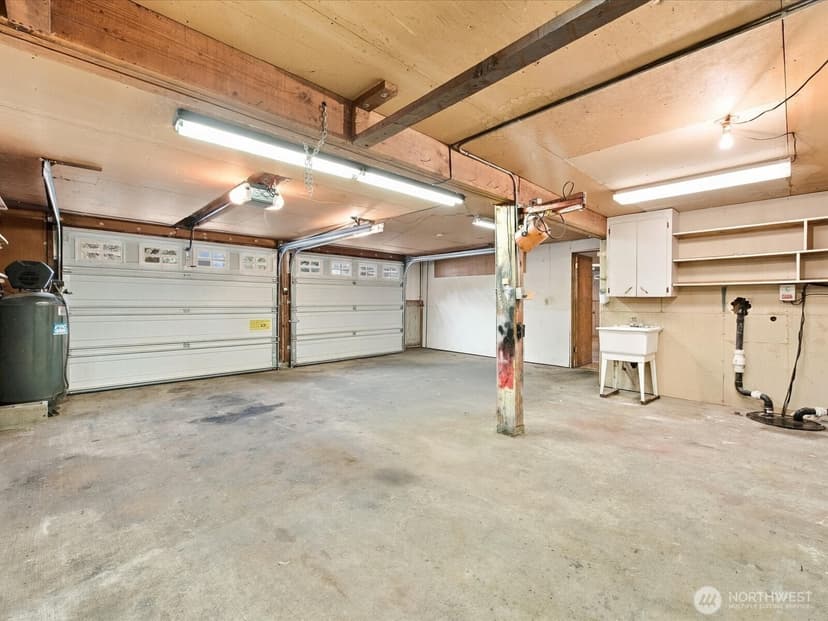 Property photo for 7637 Tacoma Avenue S, Tacoma photo 30