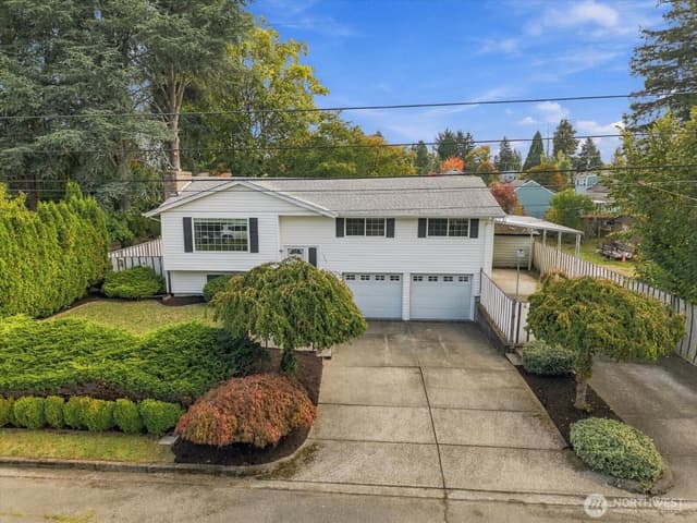 Property photo for 7637 Tacoma Avenue S, Tacoma