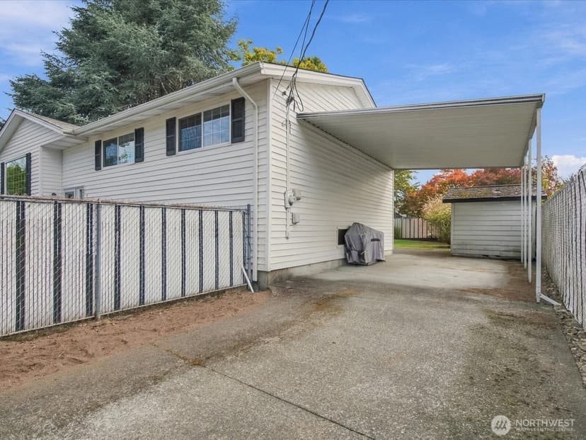 Property photo for 7637 Tacoma Avenue S, Tacoma photo 37
