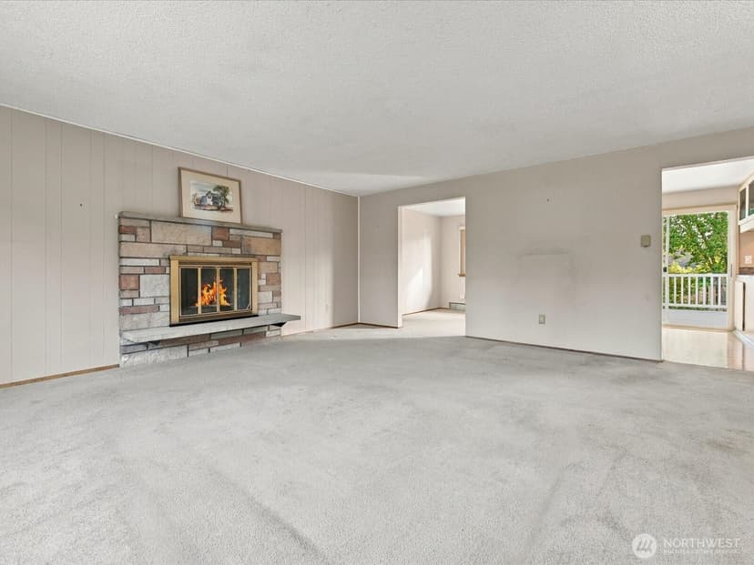 Property photo for 7637 Tacoma Avenue S, Tacoma photo 6