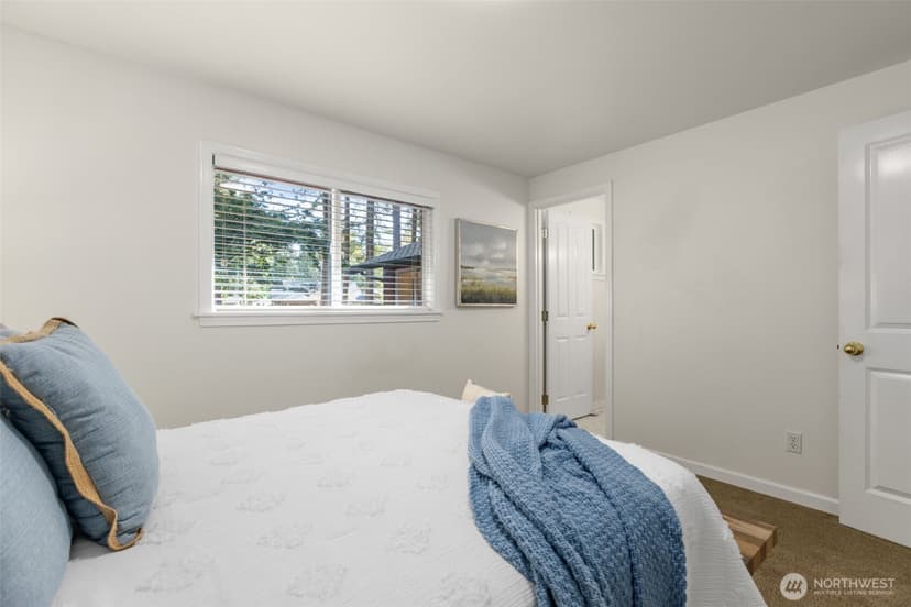 Property photo for 22512 253rd Avenue SE, Maple Valley photo 16