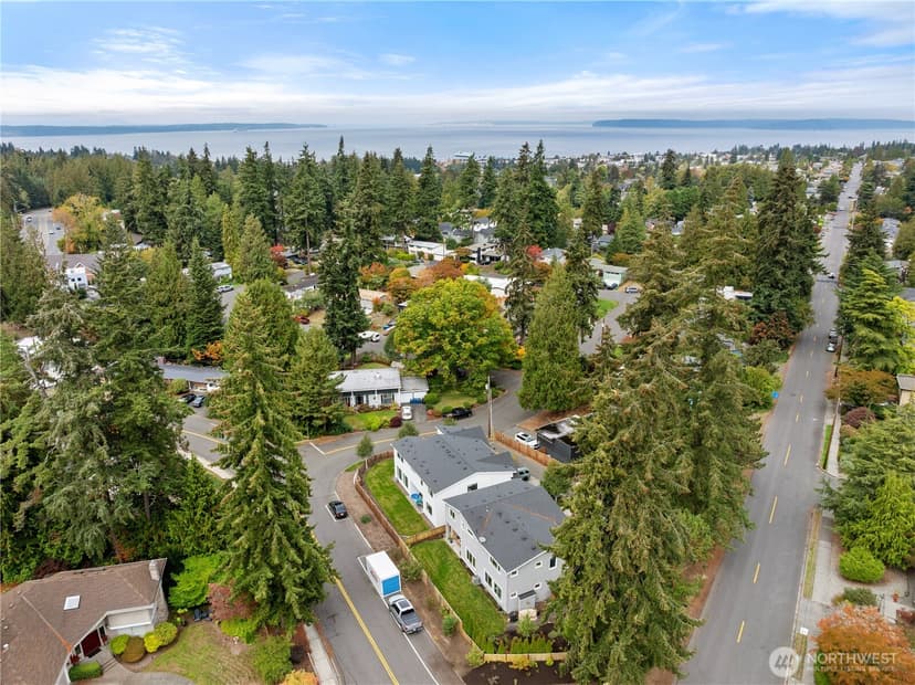 Property photo for 1435 7th Place S, Edmonds photo 38