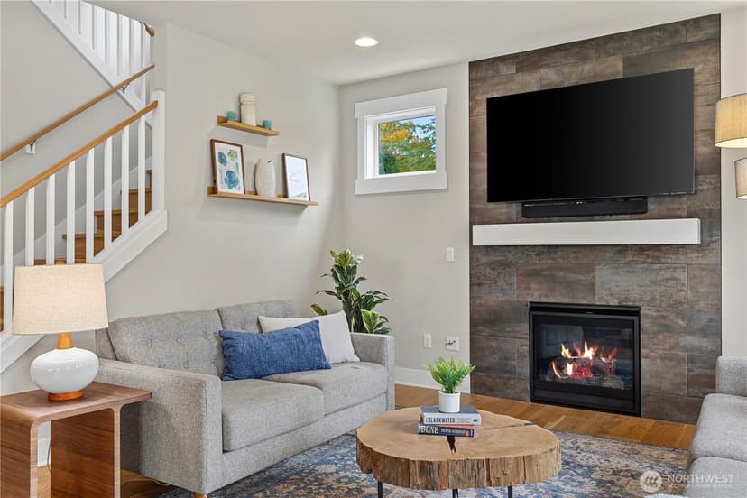 Property photo for 1435 7th Place S, Edmonds photo 6
