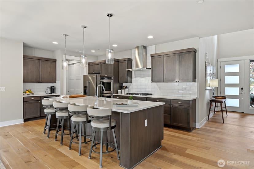 Property photo for 1435 7th Place S, Edmonds photo 8