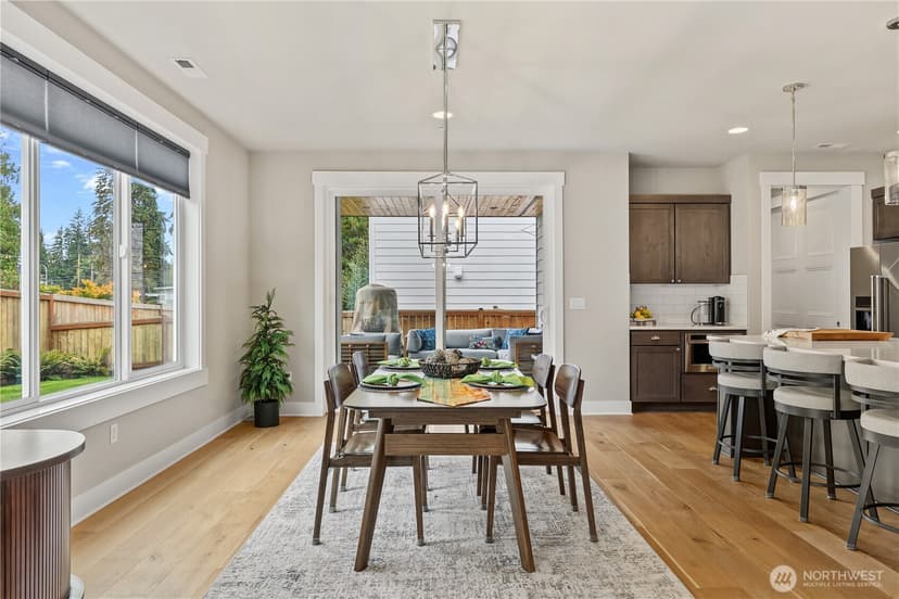 Property photo for 1435 7th Place S, Edmonds photo 15