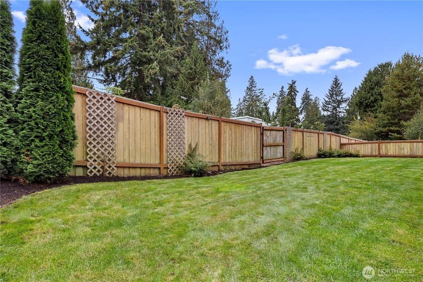 Property photo for 1435 7th Place S, Edmonds photo 34