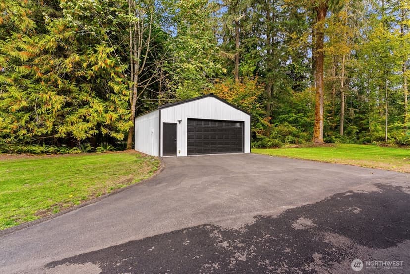 Property photo for 12528 Odell Road NE, Duvall photo 4