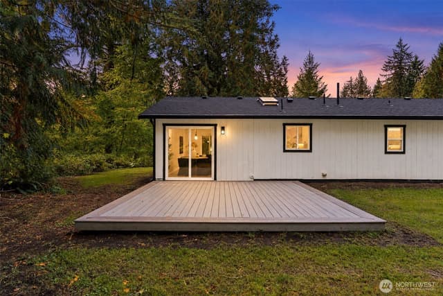 Property photo for 12528 Odell Road NE, Duvall photo 3