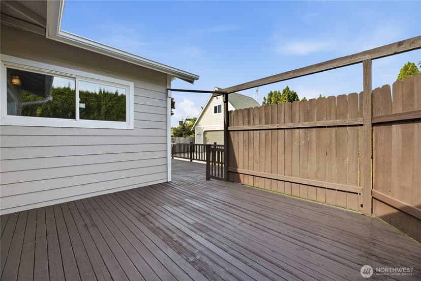 Property photo for 1215 8th Avenue NW, Puyallup photo 23